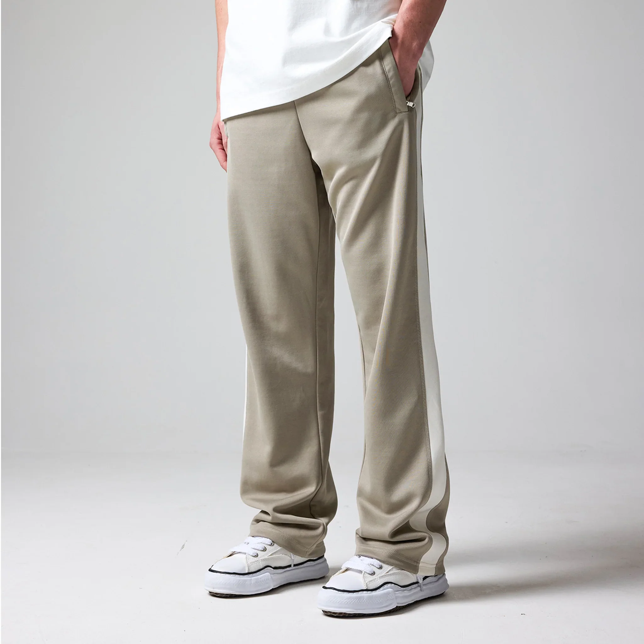 Chateau Sports Jogger - Image 8